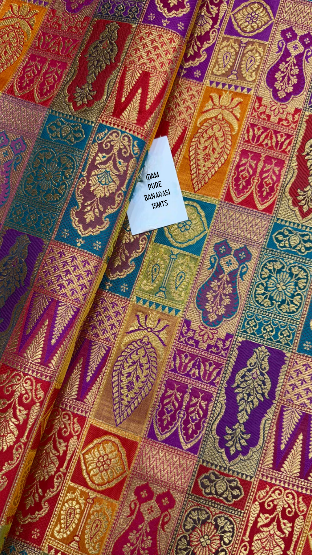 Multicolored Banarasi Blouses — Made to Measure
Pure Silk Banarasi fabrics in rare rainbow shades, tailored to your fit.
Free Shipping within USA • DM with measurements and screenshot of fabric • Ships in Two–Three Weeks ✨