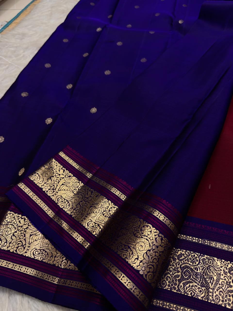 Arakku Red Pure Silk Kancheepuram Peacock Butta Saree with Indigo Violet Border – view 5