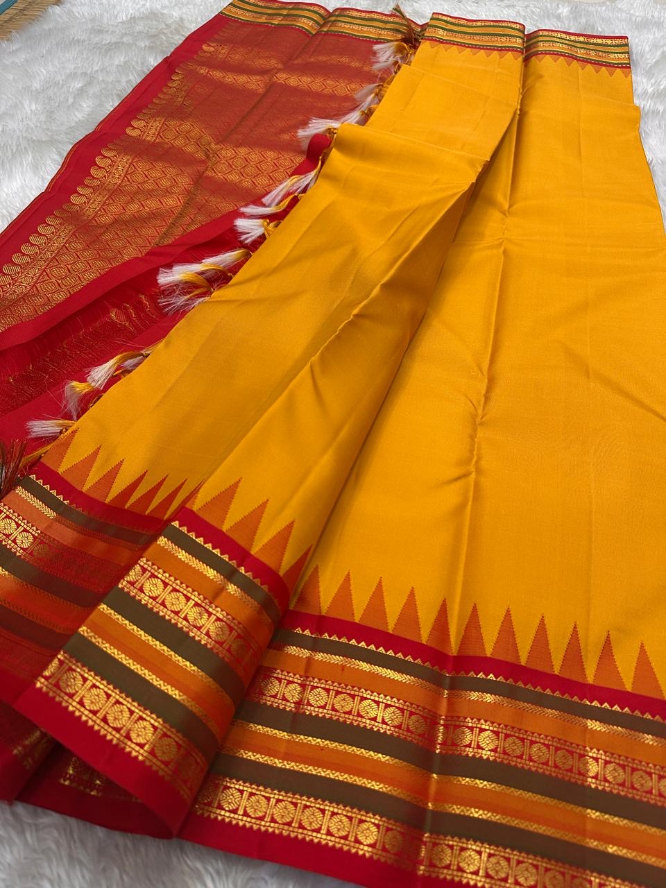 Maambhazha yellow 🥭 with red border pillayar moggu and varisaipet