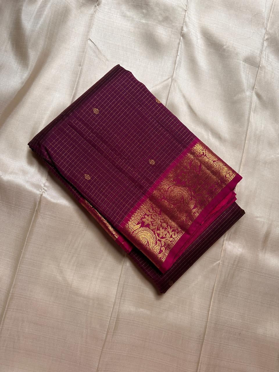 Plum Purple Handwoven Pure Silk Kancheepuram Zari Kattam Saree with Fuchsia Peacock Border – additional detail view 5