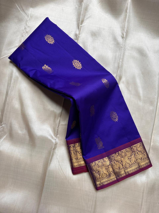 Swaram Lightweight – Celestial Royal Indigo
Feather-Light Indigo Kanchipuram Silk Saree
Yali & Peacock Zari Border with Heritage Buttas