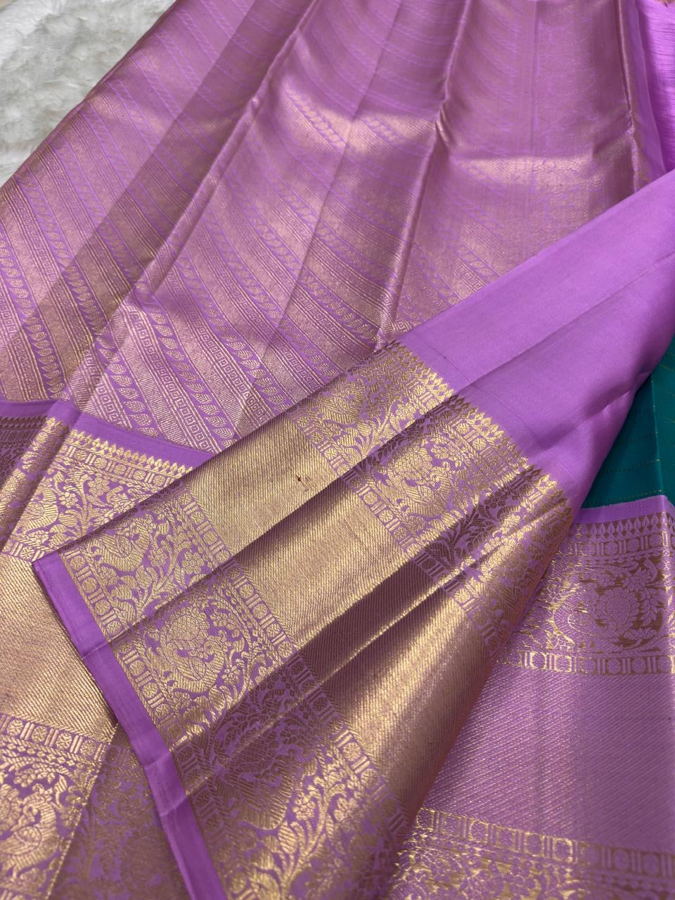 Peacock Teal pure silk Kancheepuram saree, Korvai weave with Royal Purple Zari border — body weave close-up