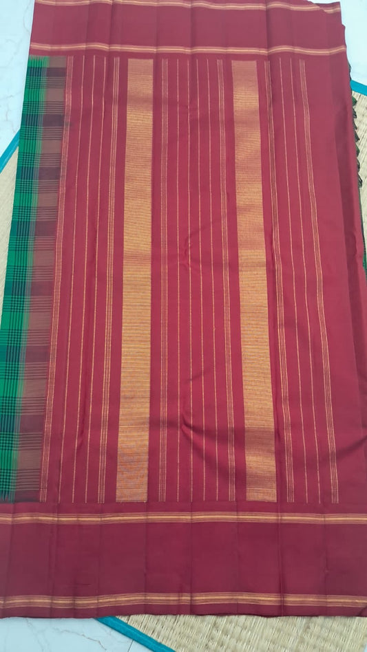 Pure Kanchipuram Silk Saree – Emerald Green Kanchi Kattam with Pink Contrast Border