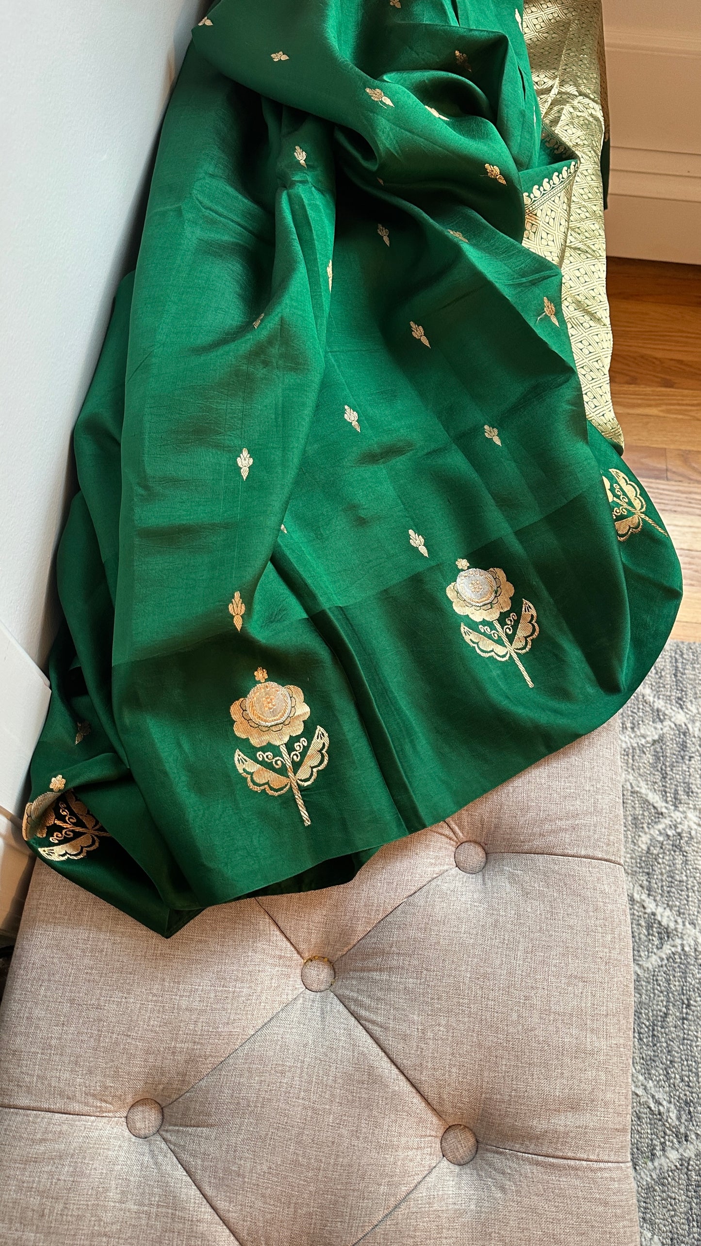 Pure silk kaduva Benares sarees “Raw mango” style - Forest green