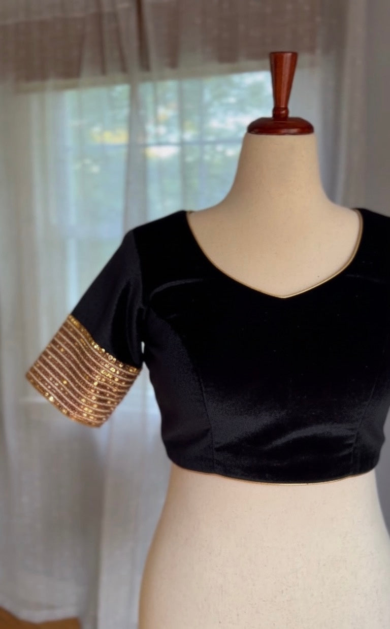 Velvet Sitara — Premium Winter Velvet Blouse
Soft Cotton Lined · Adjustable Fit · Sequin-Embroidered Sleeves
A Warm, Elegant Essential for Festive & Saree Styling