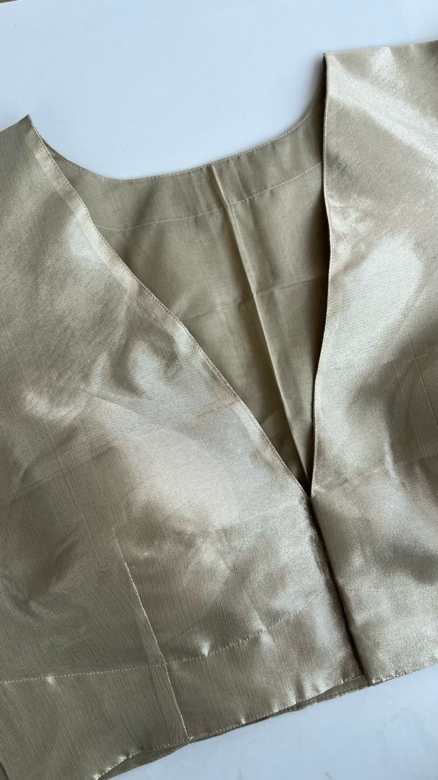 “Riva” Pure tissue silk blouse - Silver with gold sleeves