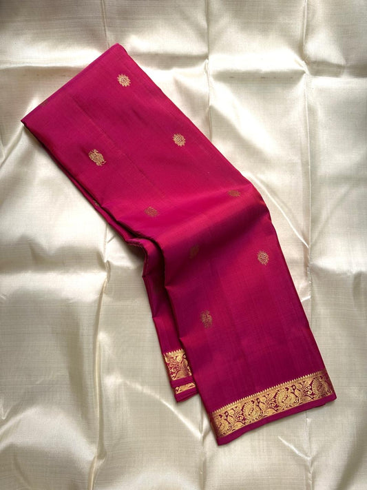 Mahima-Pink ✨ – Iconic Pink Pure Handwoven Kanchipuram Silk Saree with Baby Kamalam Buttas, Petite Muthu Seer & peacock  Floral Border, Grand Annam Zari Pallu, Bridal & Festival Ready, Silk Mark Certified, Blouse Stitching Available, Free Shipping within
