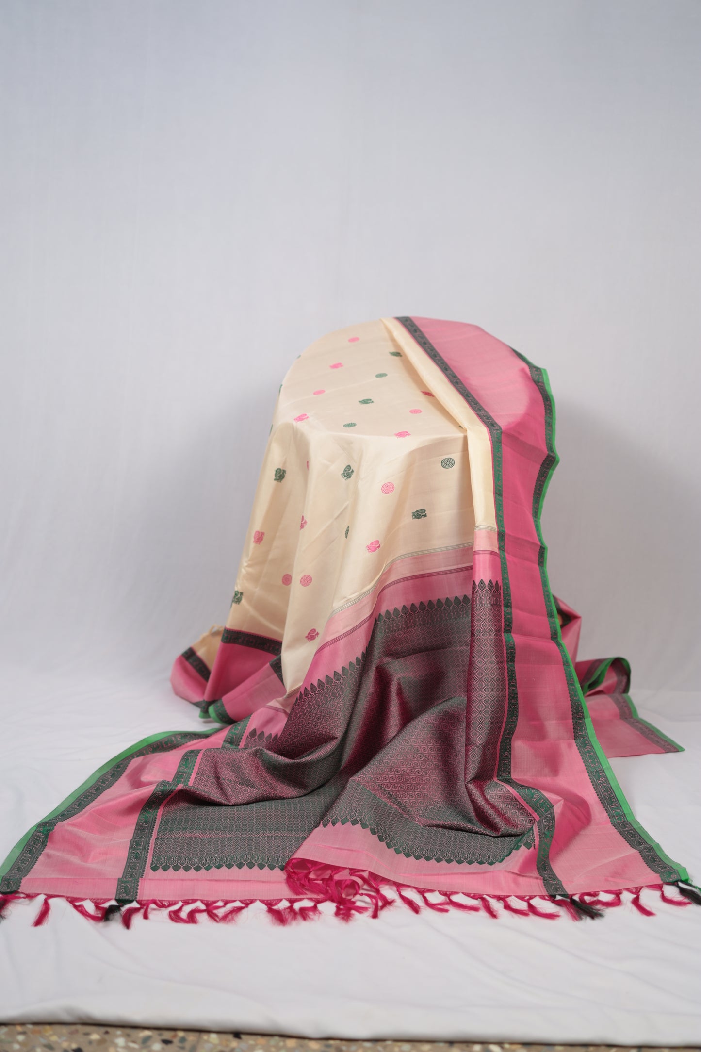 Ivory & Lotus Pink No-Zari Kanchipuram Silk Saree