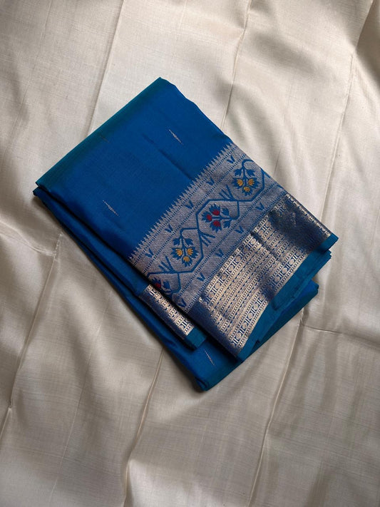 Vibha  peacock blue green shot double color Pure Kanchipuram Silk Saree Blending the Grandeur of South Indian Weaving with Paithani-Inspired Floral Zari Borders and a Lustrous Rose Gold zari Pallu