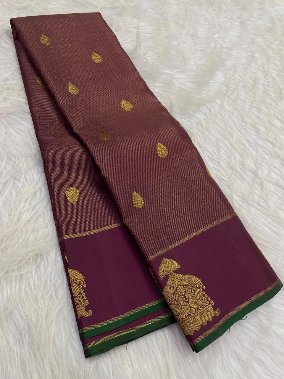 Dusty purple twin peacock Kanchipuram zari kattam saree, showing body, border and detailed gold zari pallu