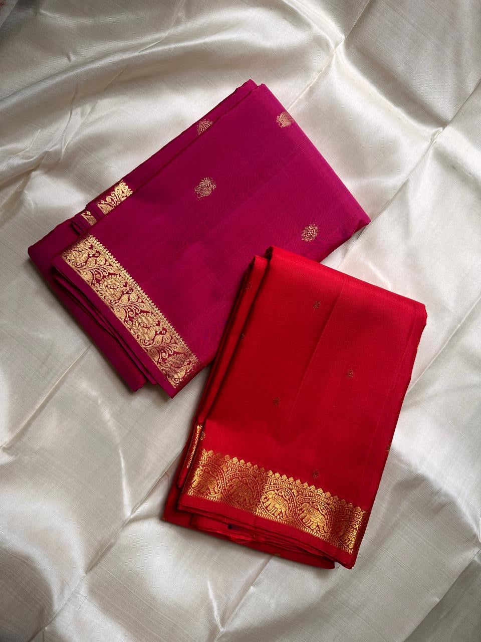 Mahima-Pink ✨ – Iconic Pink Pure Handwoven Kanchipuram Silk Saree with Baby Kamalam Buttas, Petite Muthu Seer & peacock  Floral Border, Grand Annam Zari Pallu, Bridal & Festival Ready, Silk Mark Certified, Blouse Stitching Available, Free Shipping within