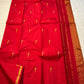Mina Muniya ( parrot motif ) — Pure Silk Kanchipuram
Vermilion red body with golden muniya (parrot) motifs & intricate zari work ✨
Silk Mark Certified • Grand Mayil Pallu • Ships in Two Weeks • Free Shipping within USA