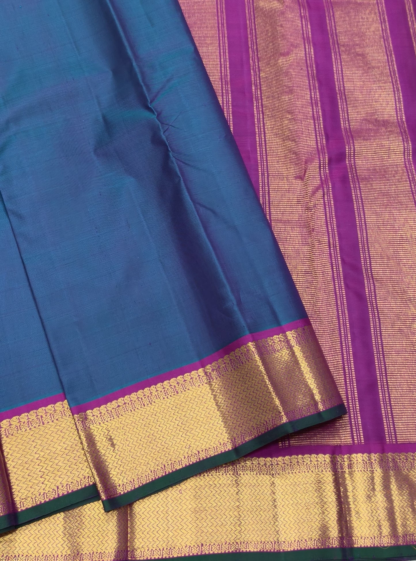 Royal ink blue and magenta pure silk Kanjivaram saree with korvai border – border detail