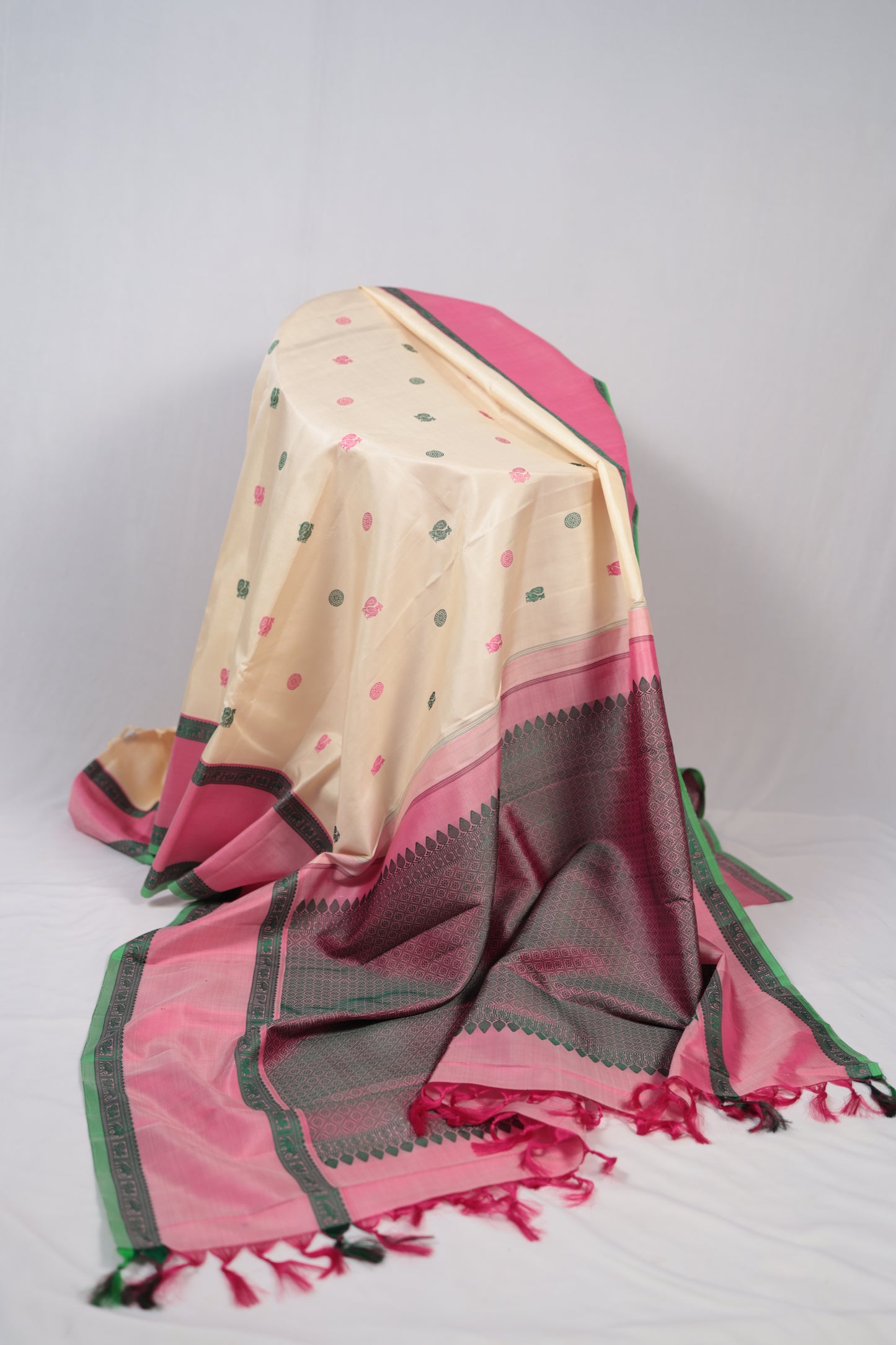 Ivory & Lotus Pink No-Zari Kanchipuram Silk Saree