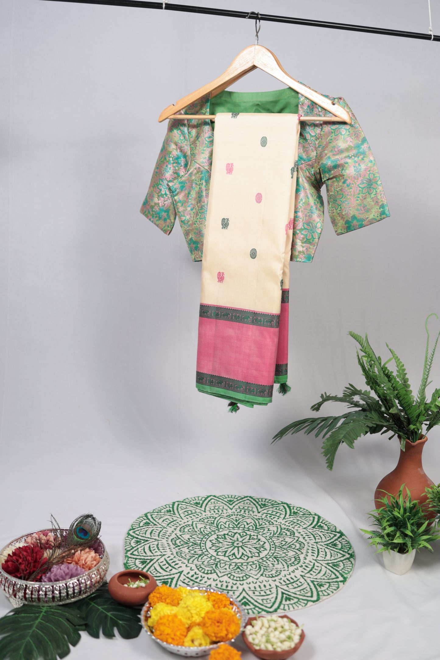 Ivory & Lotus Pink No-Zari Kanchipuram Silk Saree