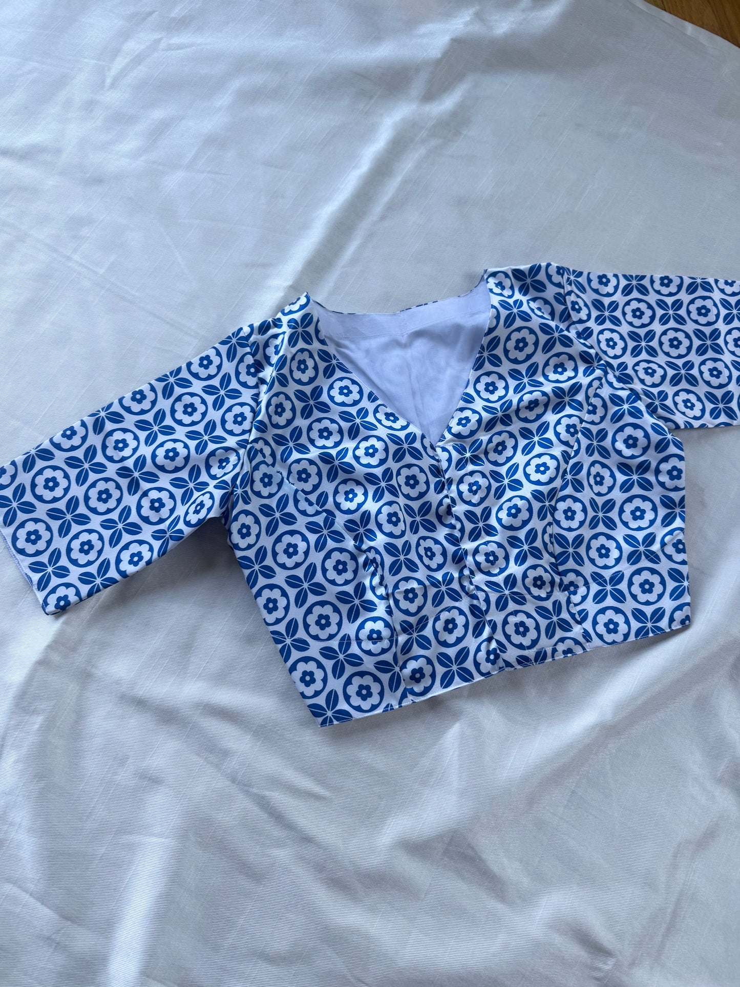 Day 3-Pure Modal Silk Blouse
White & Ink-Blue Trellis
Fully Cotton-Lined | 36–42