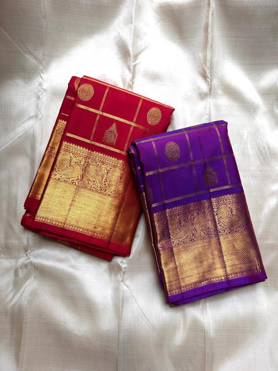 Leelavati Kattam Red
Kumkum-Red Kanchipuram Silk Saree
Zari Kattam Checks & Elephant Procession Border