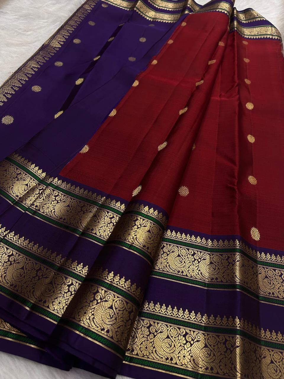 Arakku red Kanjivaram silk body with gold zari rosette buttas and royal purple Rettapet border – view 3