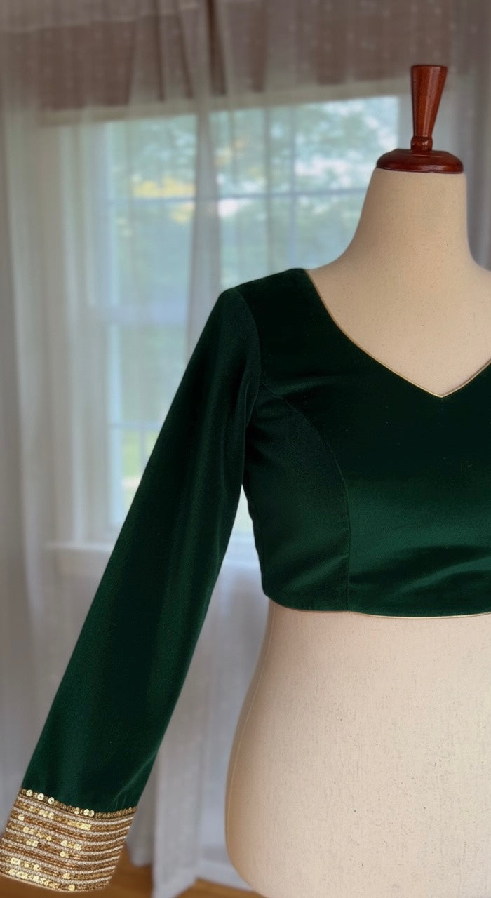 Velvet Sitara — Premium Winter Velvet Blouse
Soft Cotton Lined · Adjustable Fit · Sequin-Embroidered Sleeves
A Warm, Elegant Essential for Festive & Saree Styling
