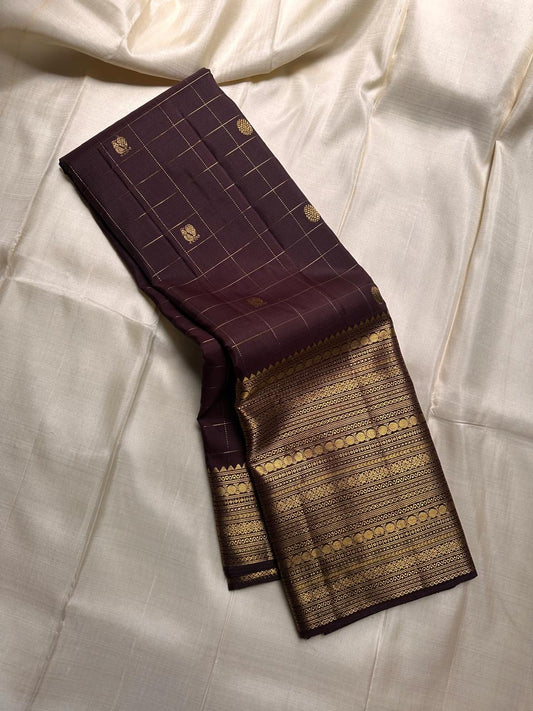 Brown Zari kattam with ornate border pure silk Kanchipuram with mayil chakram zari butta and detailed Pallu