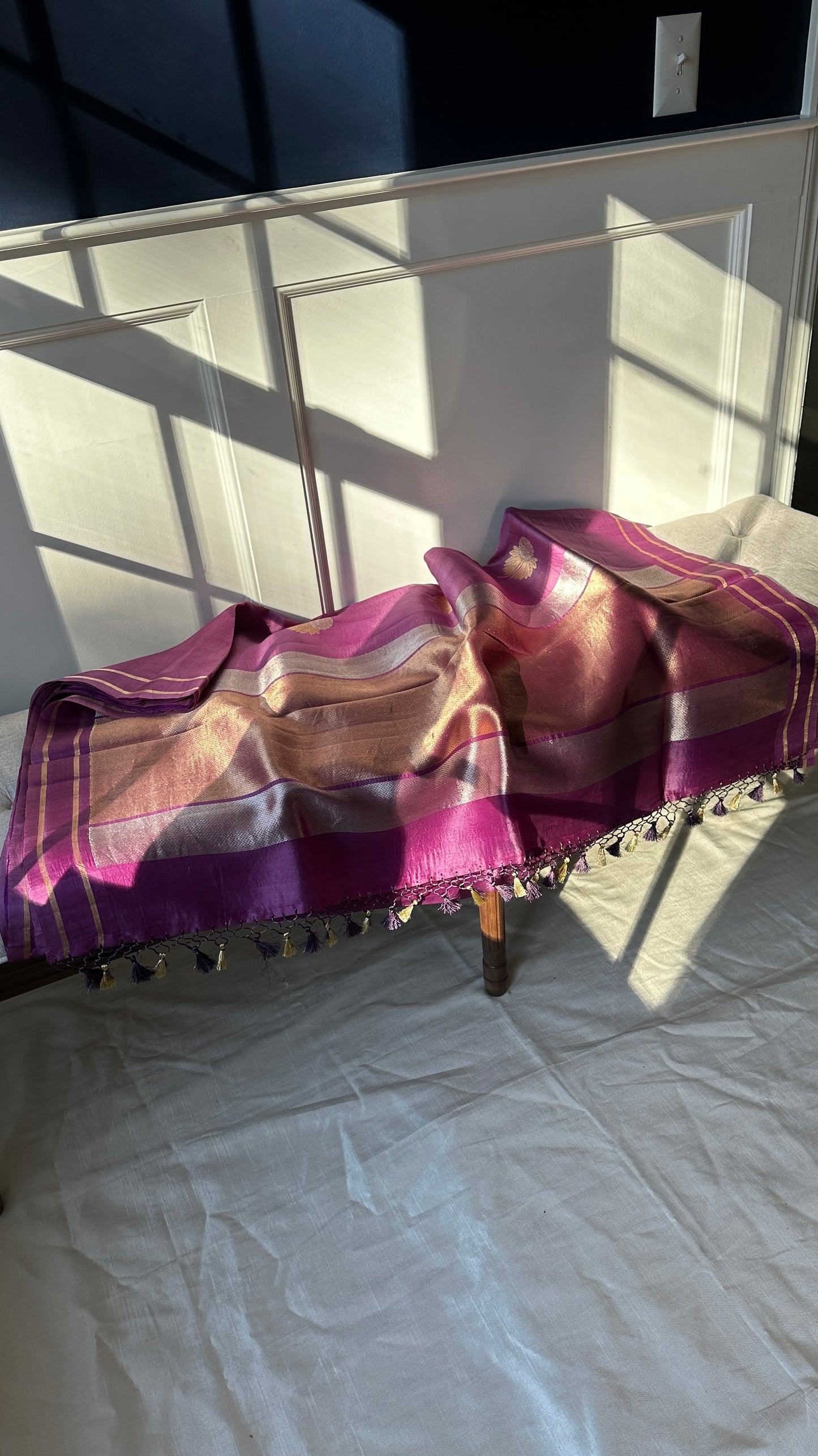 Pure silk kora Banarasi in kaduva weave - mauve