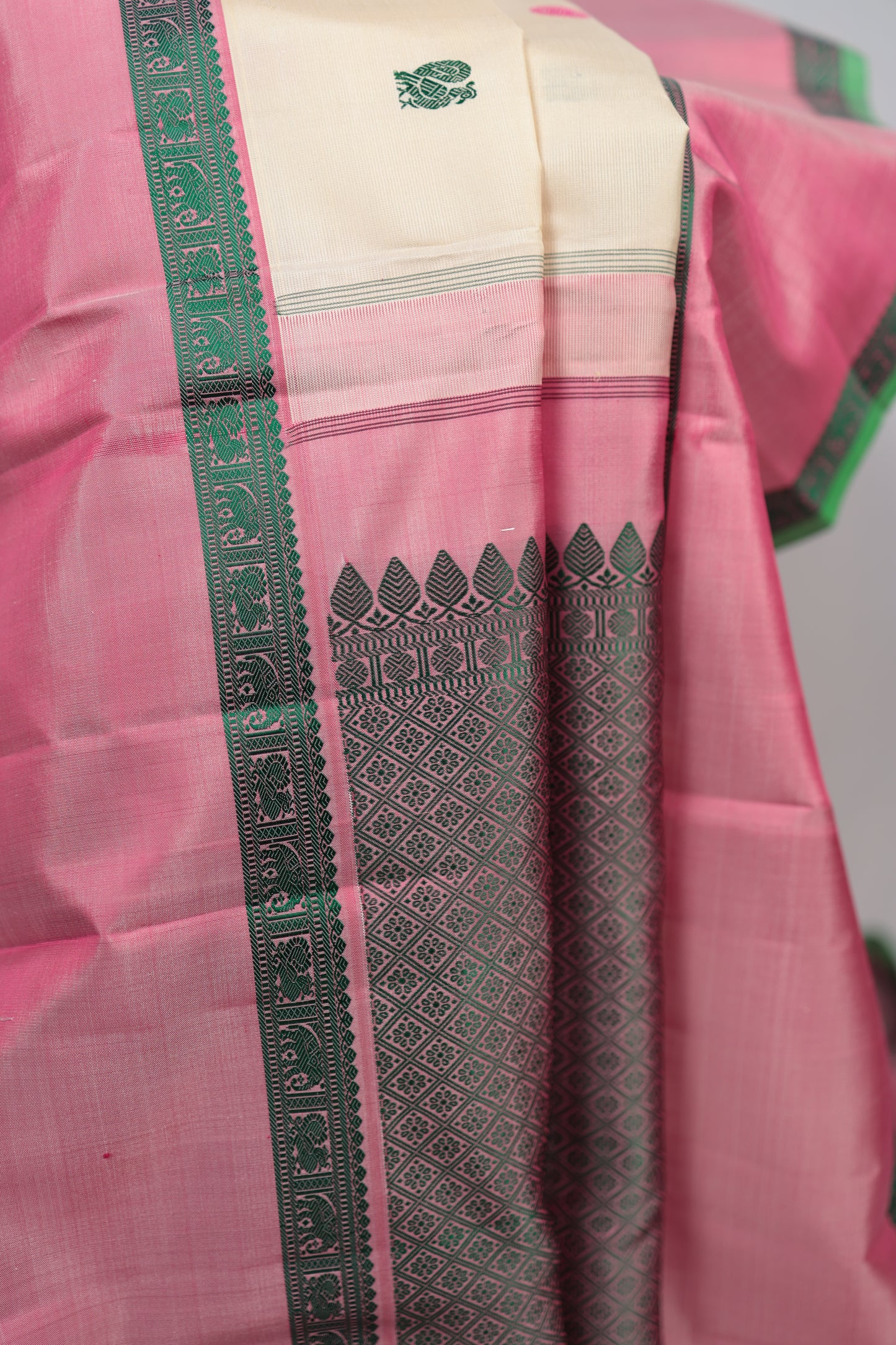 Ivory & Lotus Pink No-Zari Kanchipuram Silk Saree