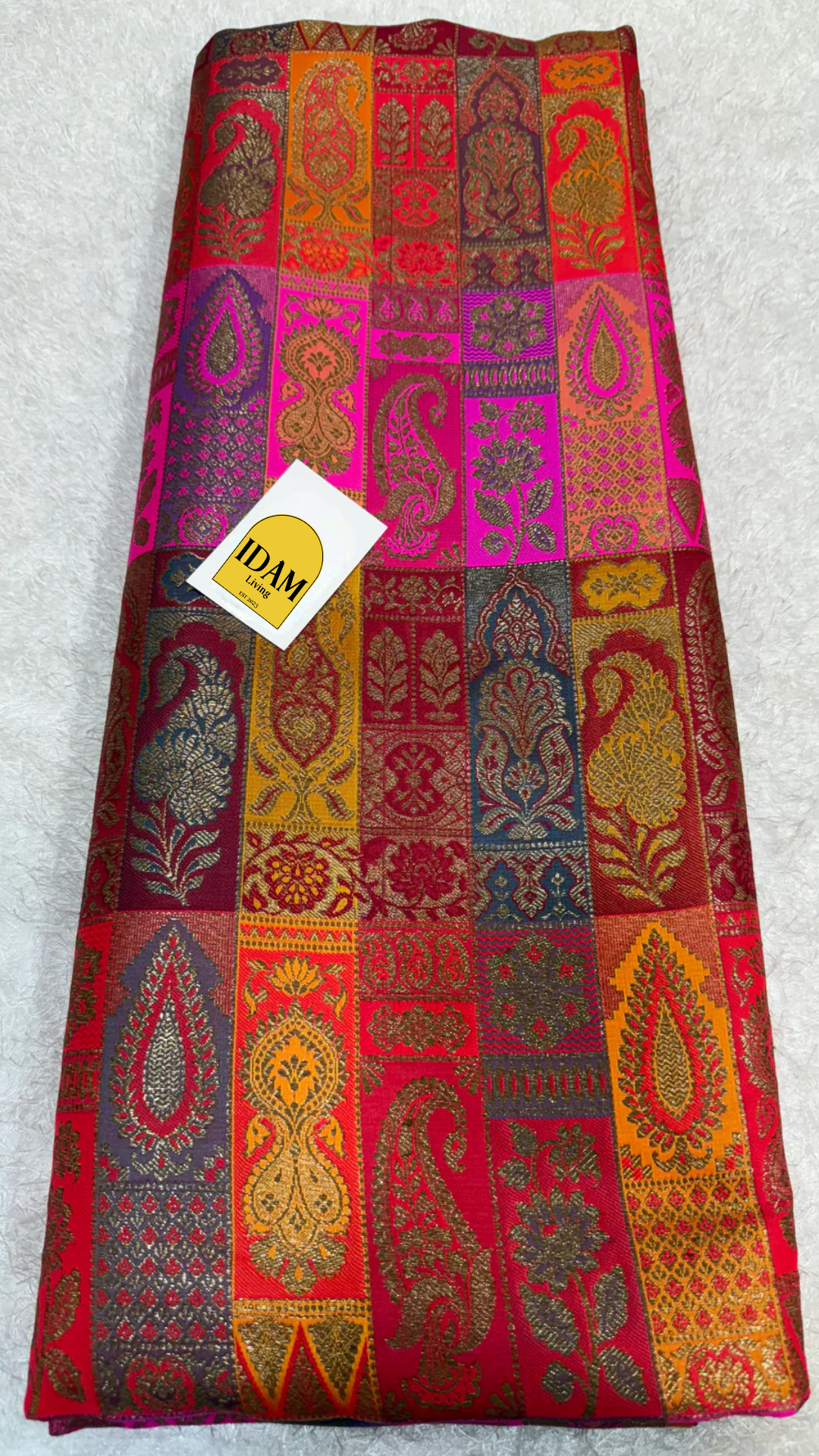 Multicolored Banarasi Blouses — Made to Measure
Pure Silk Banarasi fabrics in rare rainbow shades, tailored to your fit.
Free Shipping within USA • DM with measurements and screenshot of fabric • Ships in Two–Three Weeks ✨