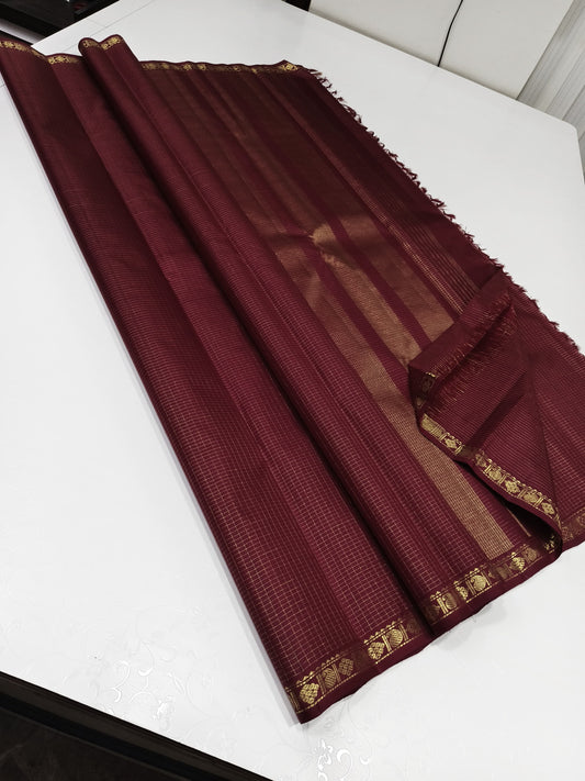 Deep copper brown zari kattam with manga kamalam border mathu seer kattam pure silk Kanchipuram