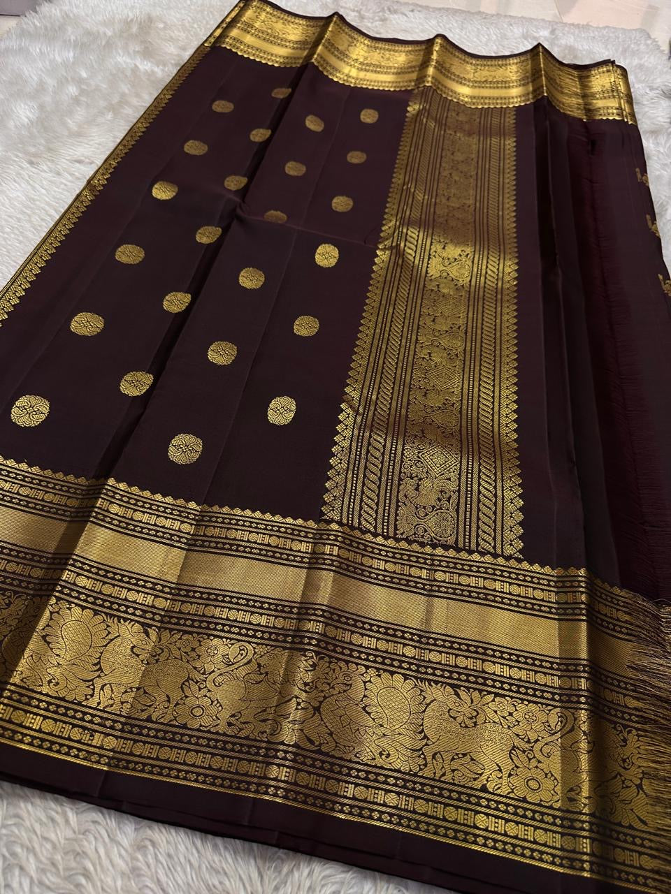 Plum Gold Zari Kanchipuram Saree
