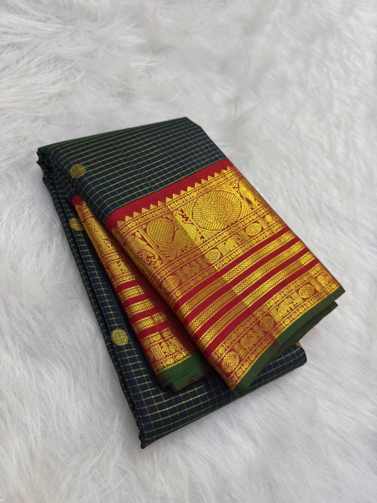 Deep Forest Green Handwoven Pure Silk Kanchipuram Saree with Zari Kattam Body and Grand Crimson Border