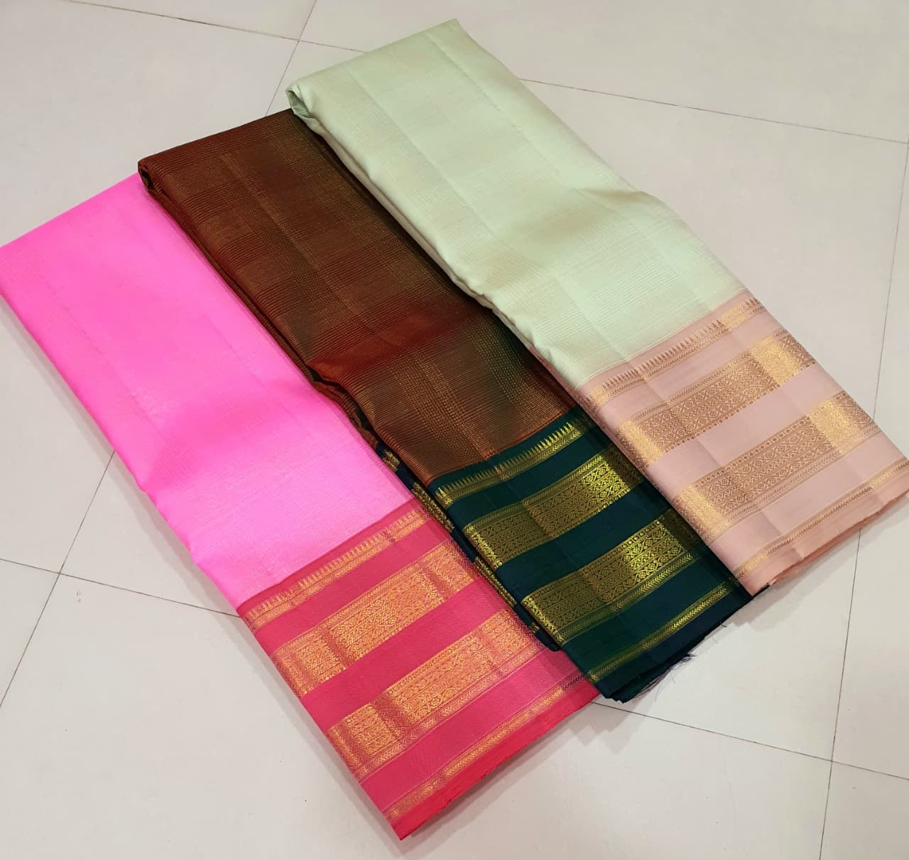 Pattu pink  Glow ✨ – Pure Kanchipuram Silk Saree in Candy Pink with Rani-Red Korvai Zari Border & Grand Brocade Pallu – Silk Mark Certified, Fall & Pico Done, Blouse Stitching Available, ships in two weeks