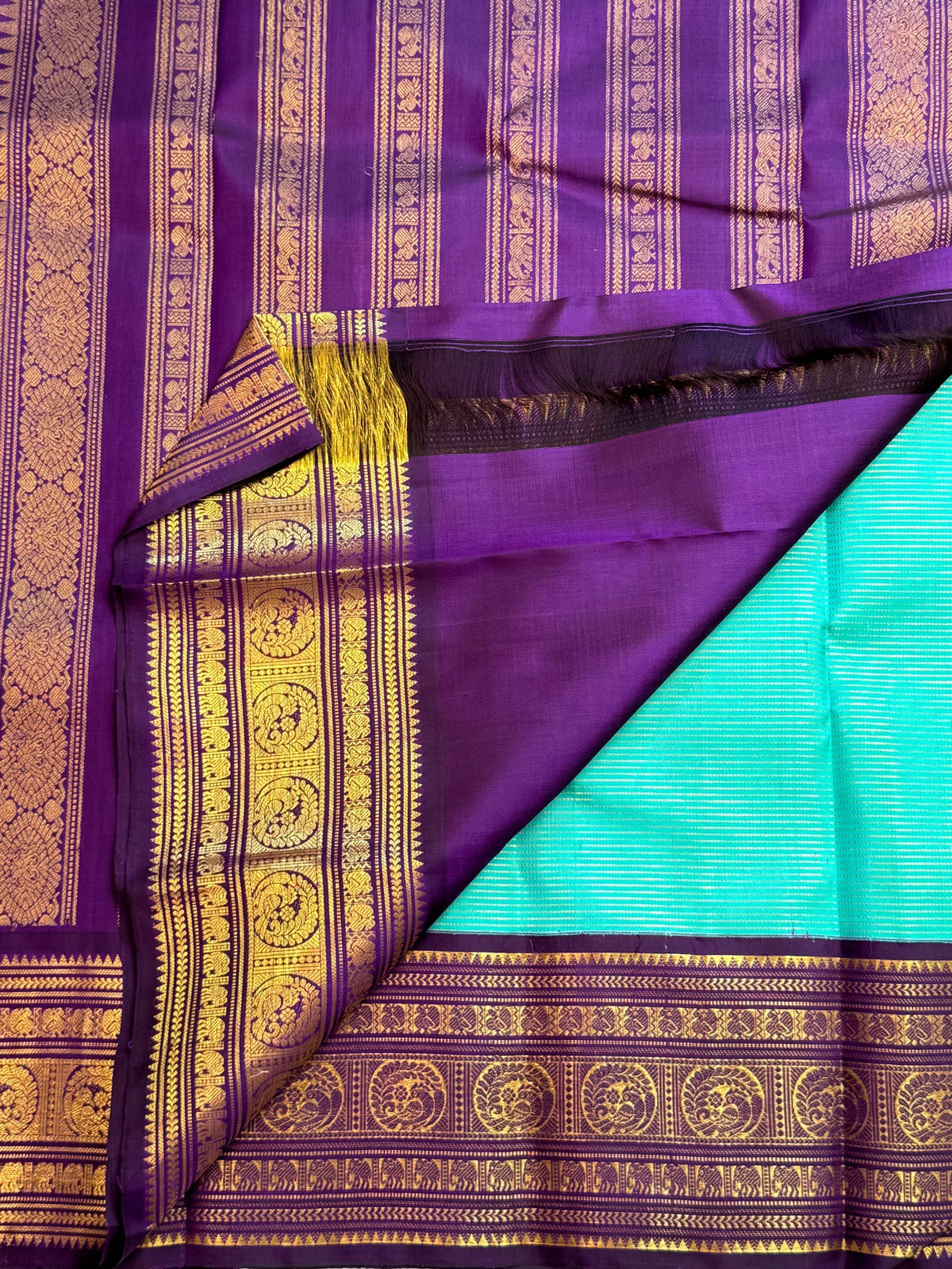 Aqua Vairaoosi pure silk Kanchipuram saree with gold buttas and purple Kai Korvai Varisaipet border, Idam Living (photo 5 of 5)