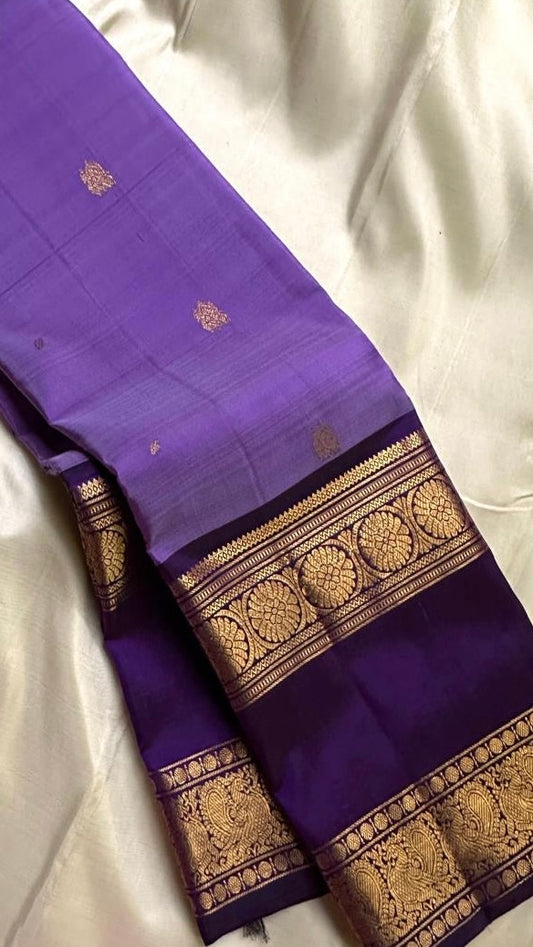 Amra – Lilac Butta Pure Kanchipuram Silk Saree with Rich Purple Rettapet Ornate Border & Pallu, Handwoven in Kanchipuram (Silk Mark Certified)