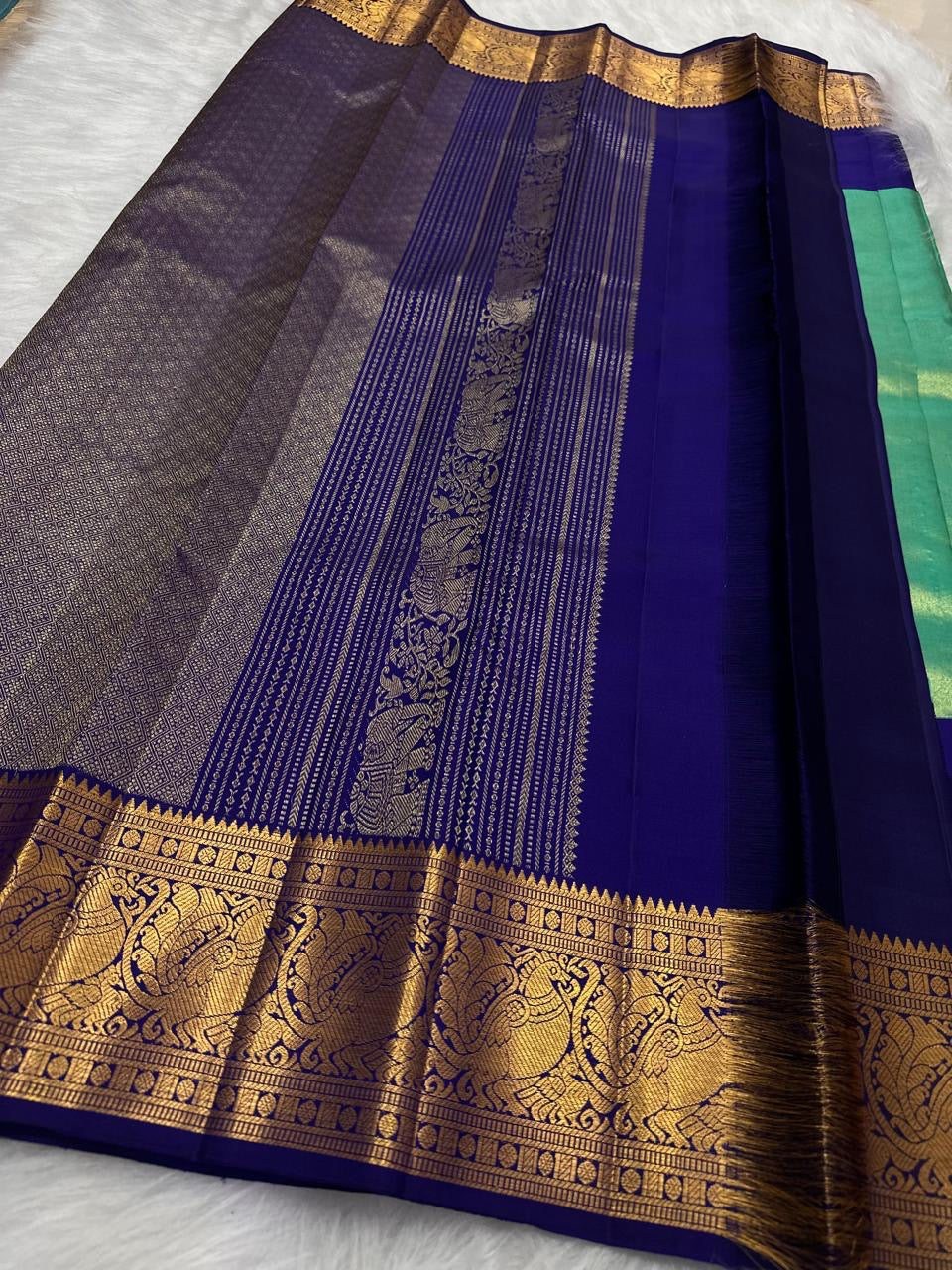 Handwoven pure silk Kancheepuram tissue saree in mint green and royal blue, Korvai construction with paisley gold zari border and pallu — Idam Living