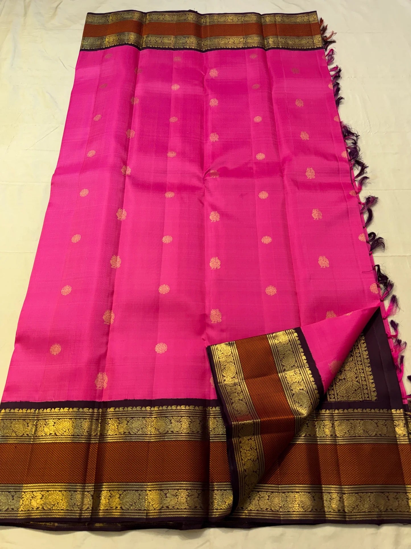 Radiant Pink and Maroon Handwoven Pure Silk Kanchipuram Saree with Ganga Jamuna Border