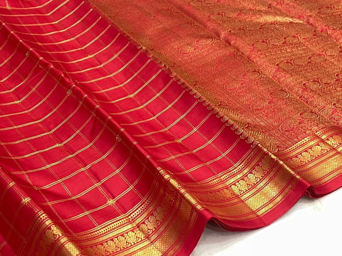 Pure silk vermilion red saree handwoven in Kanchipuram, Silk Mark certified