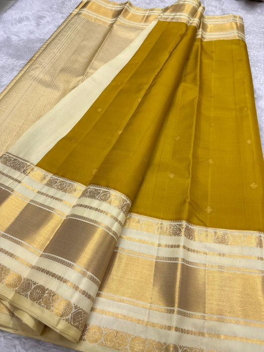 Antique gold Kanjeevaram saree with Varisaipet weave and ivory cream zari border — Idam Living