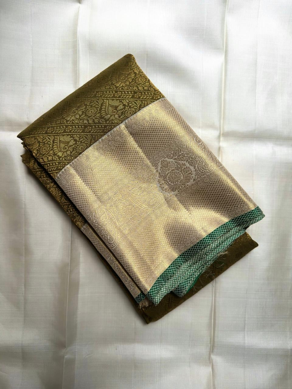Antique olive Kanjivaram brocade jaal pure silk saree detail