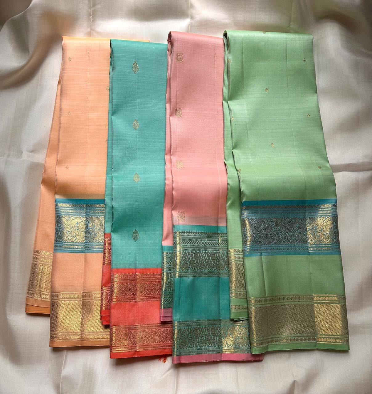 Aqua Mist Handwoven Pure Silk Kanjeevaram Saree with Rettapet Twin Border Weave