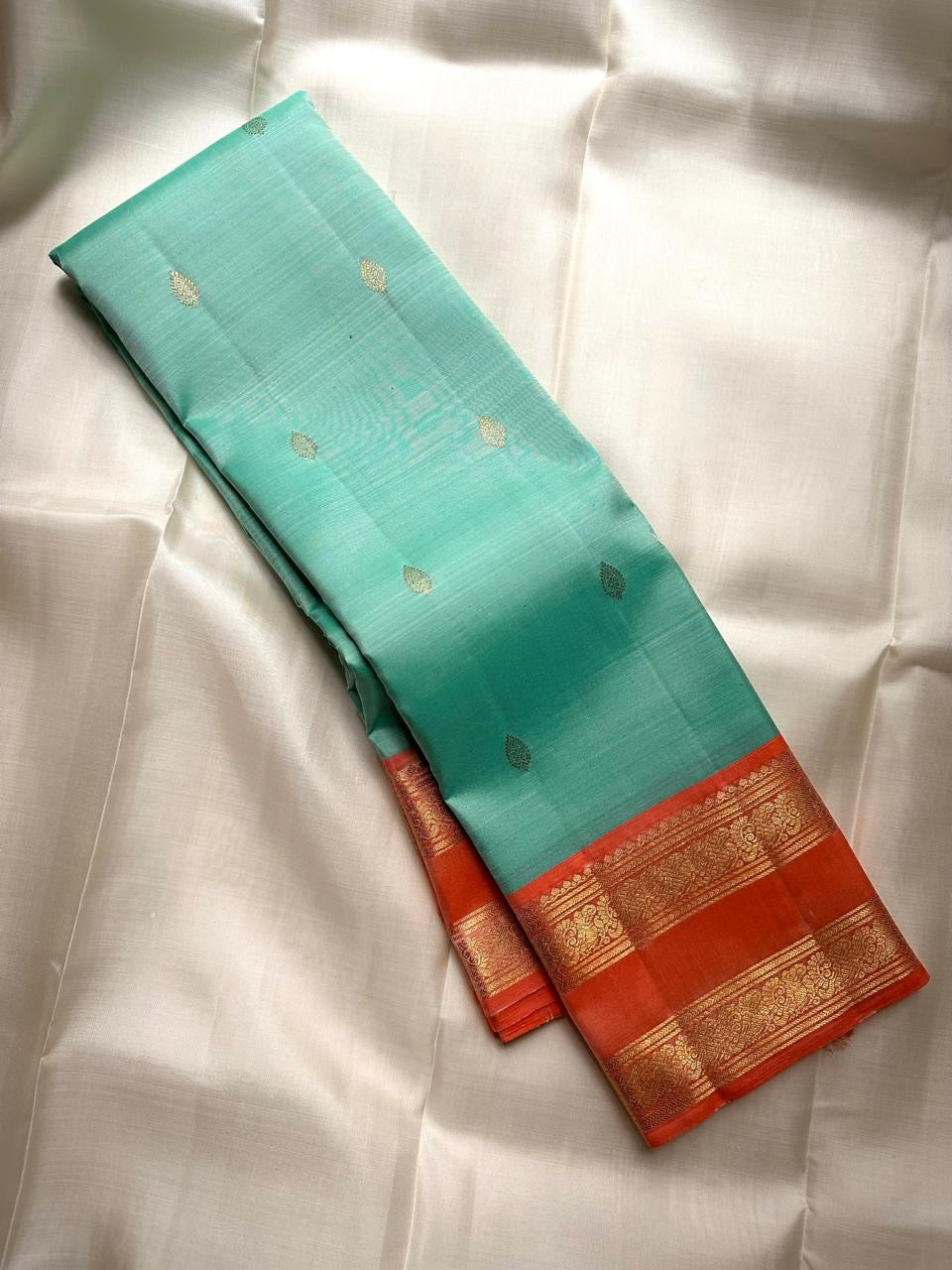 Aqua Mist Handwoven Pure Silk Kanjeevaram Saree with Rettapet Twin Border Weave