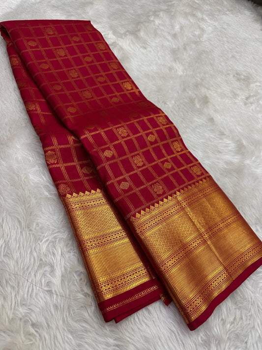 Arakku red handwoven pure silk Kanjeevaram saree with Zari Kattam Gandaberunda Butta and Varisaipet border — Idam Living