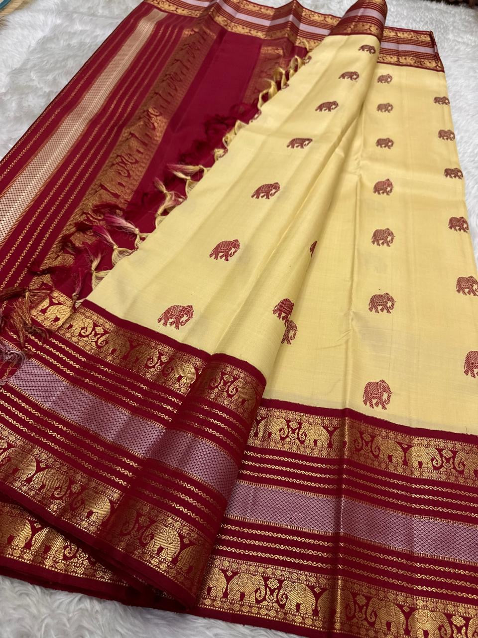 Kanchipuram Korvai saree elephant zari border detail, pure mulberry silk