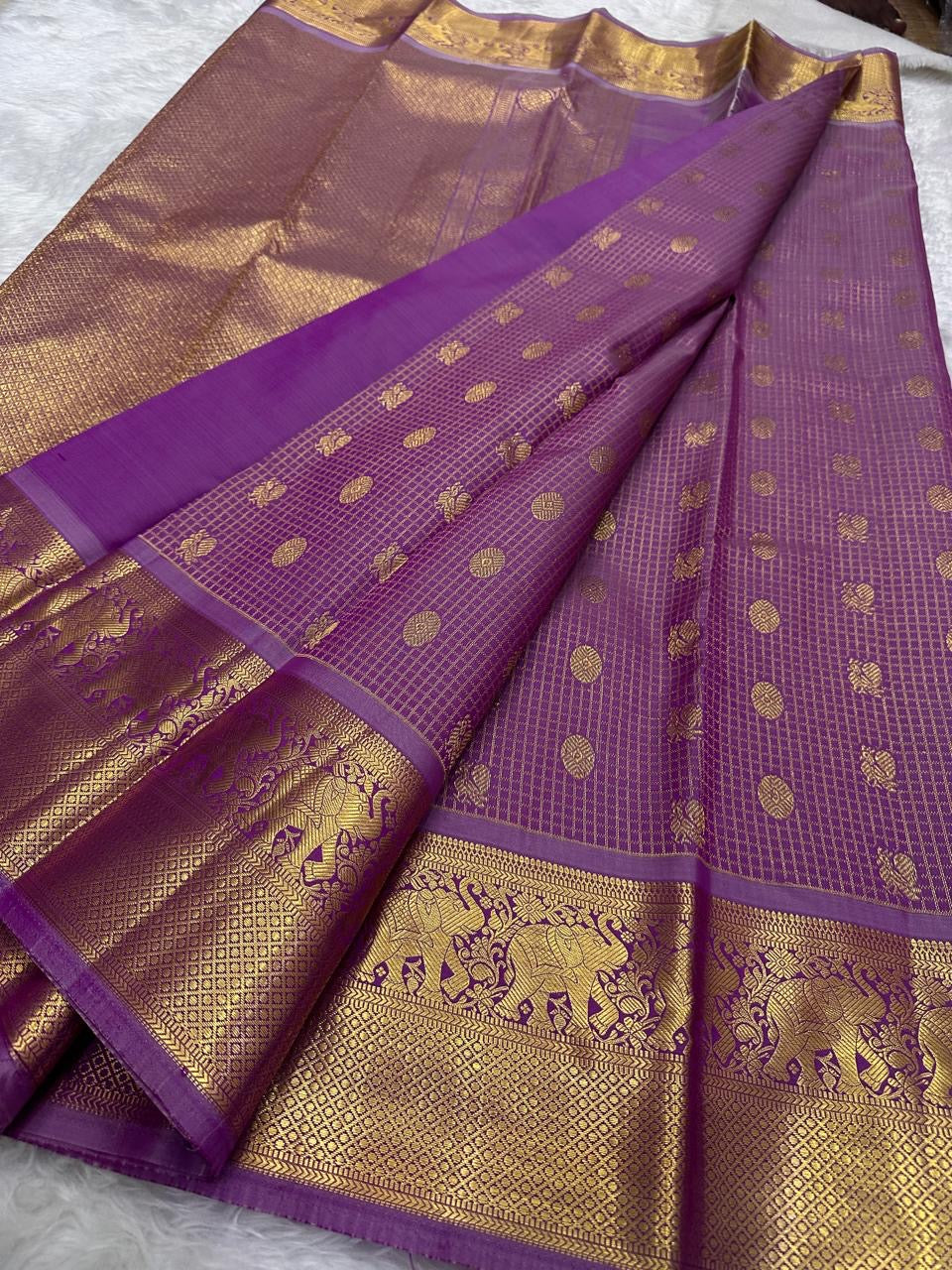 Authentic lightweight Kanjipuram silk saree in orchid purple