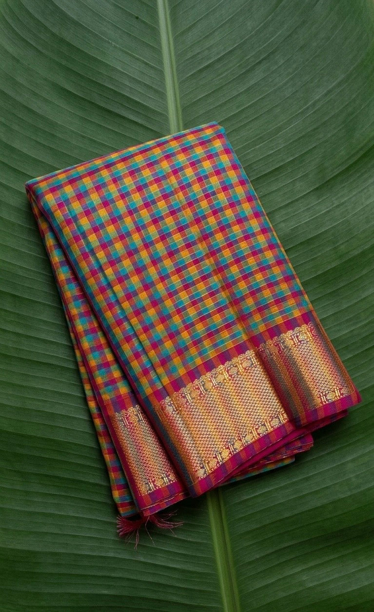 Kanchipuram silk saree in baby berry pink with antique gold border Paalum Pazhamum weave folded view