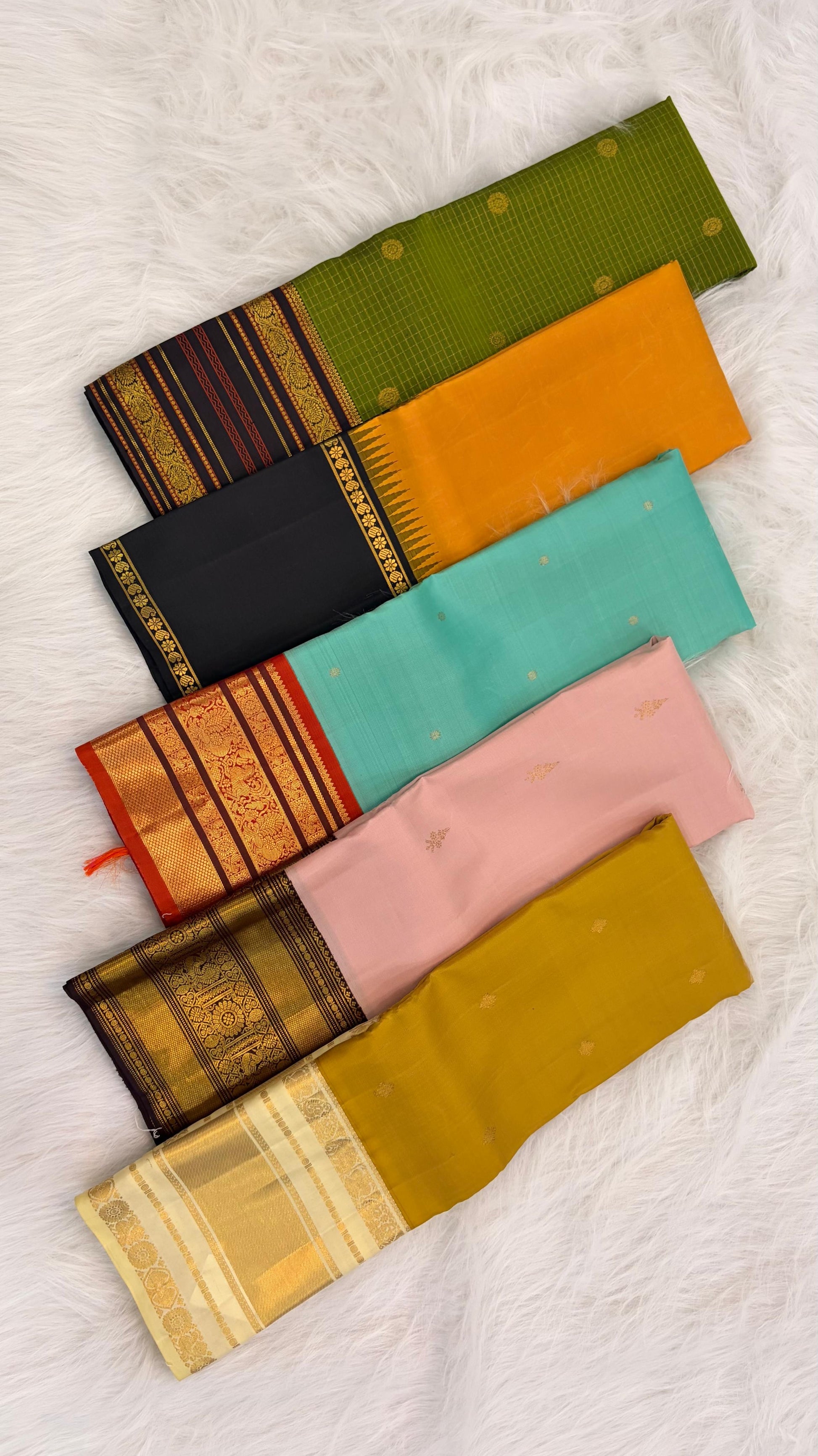 Baby pink Kanchi Pattu saree with Korvai brown border and Thazhampoo Reku butta — Idam Living