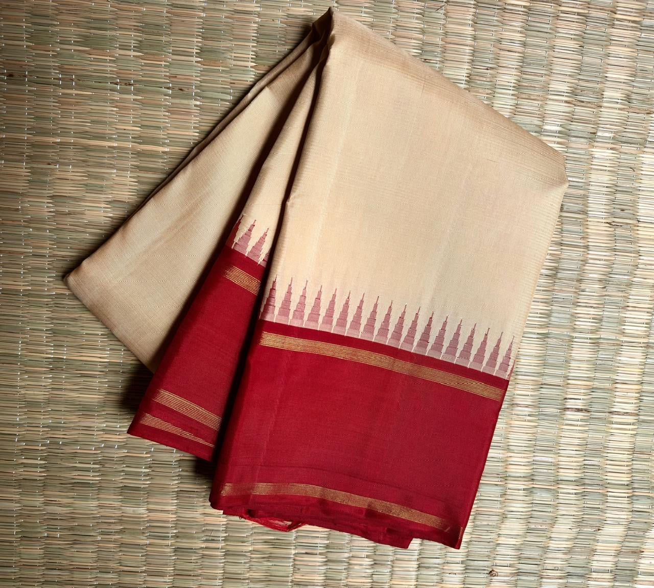 Pillar-box red Korvai border on sandalwood pure silk Kanchi Pattu saree