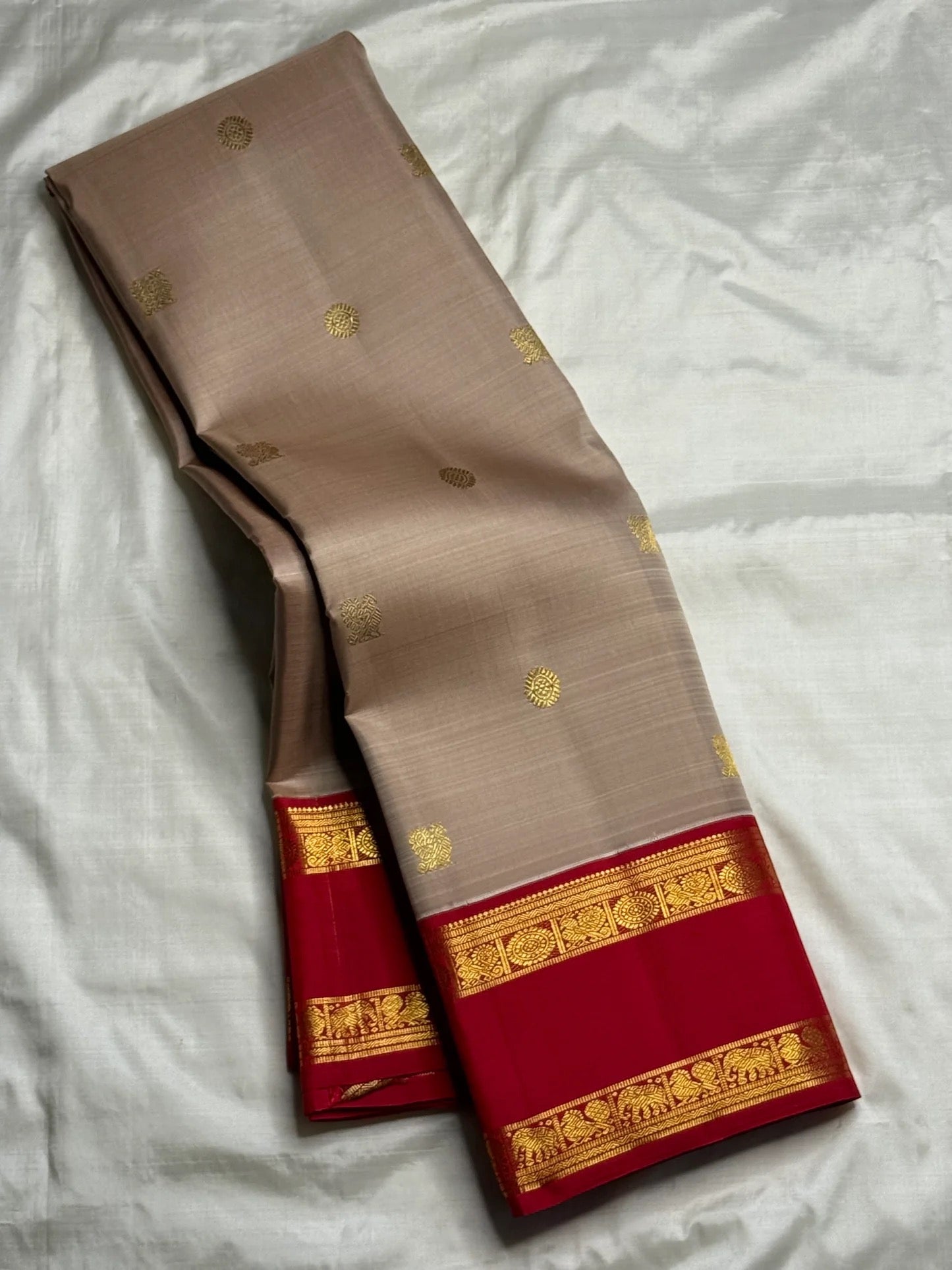 Pure mulberry silk Korvai weave detail on Double-Shot Biscuit Beige Kancheepuram saree