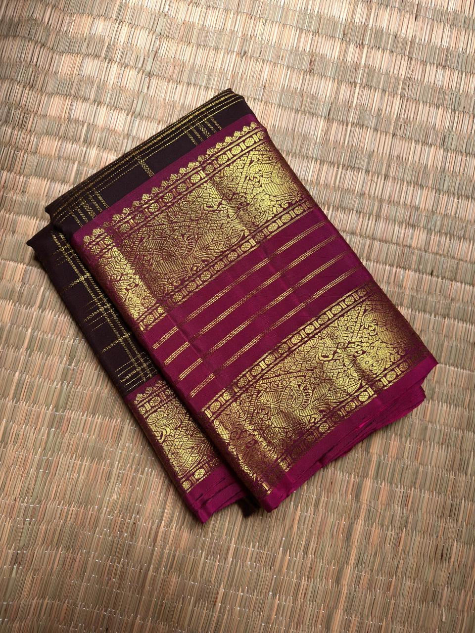 Blackberry Plum Handwoven Pure Silk Kanjivaram Zari Kattam Saree with Magenta Elephant Border – silk body weave close-up