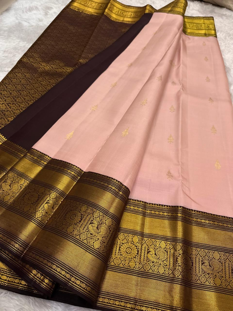 Blush pink Kanjeevaram saree with Korvai chocolate brown antique gold border — Idam Living