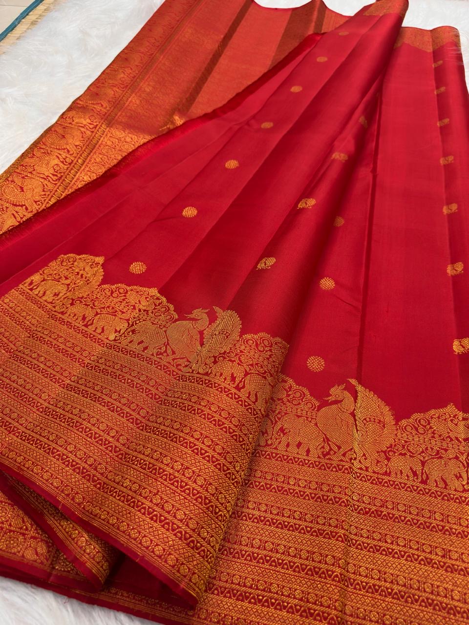 Bridal ruby red Kanjipuram pure silk saree